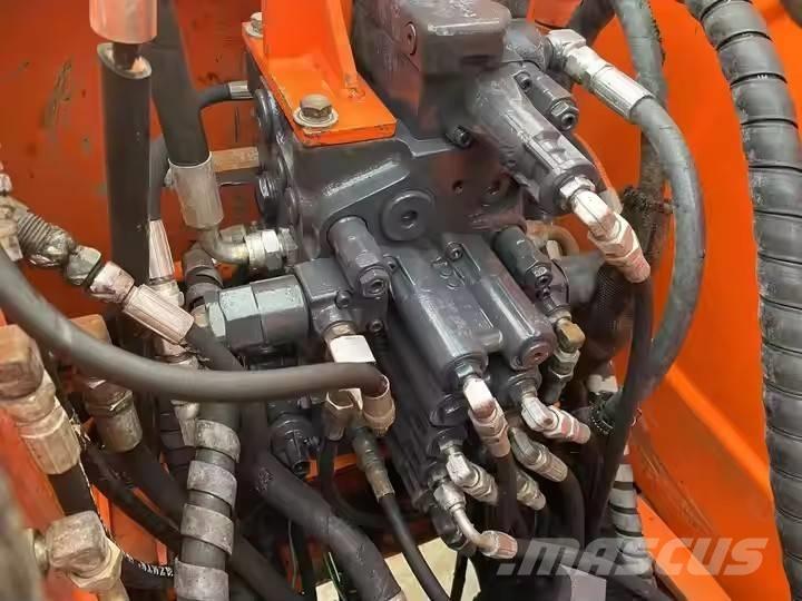 Doosan DH 80 Midi-gravemaskiner 7t - 12t