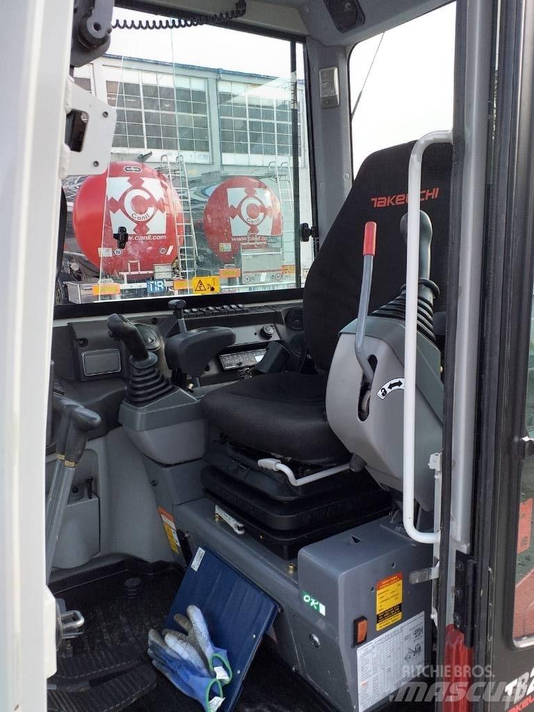 Takeuchi TB 240 Minigravemaskiner