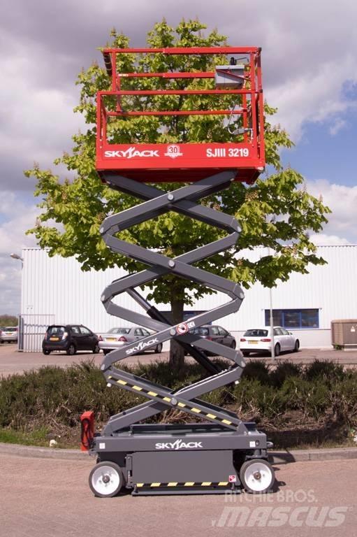 SkyJack SJIII3219 Saxlifte
