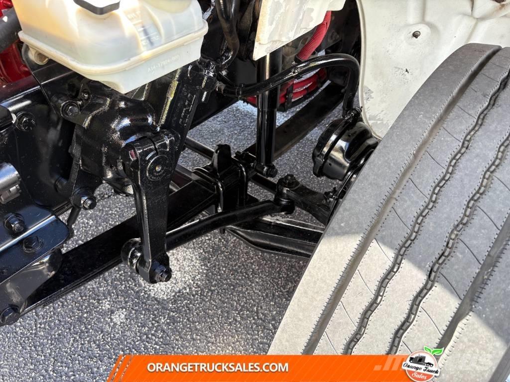 Freightliner M2 Lastbiler med tip