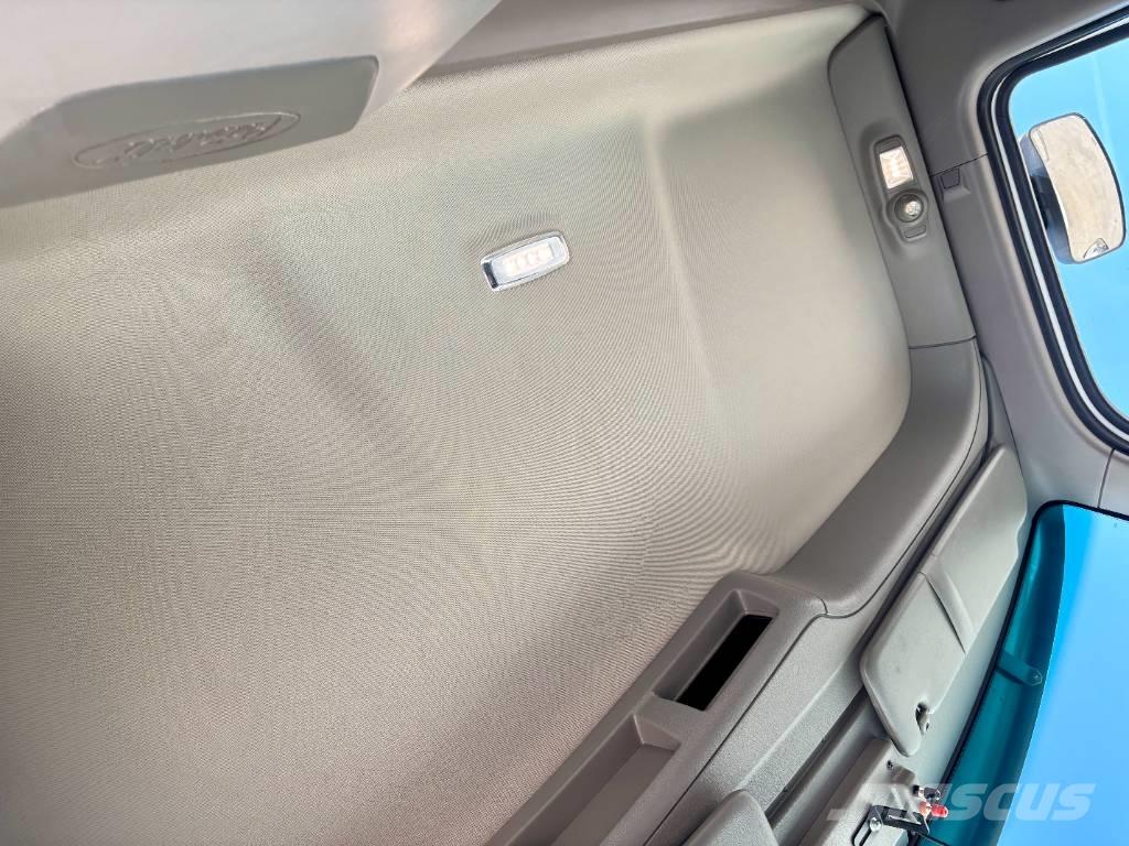 Peterbilt 567 Trækkere