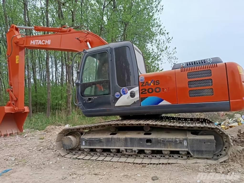 Hitachi ZX200 Gravemaskiner på larvebånd