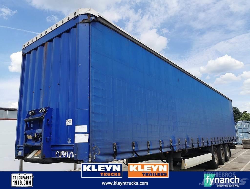 Krone SD Semi-trailer med Gardinsider