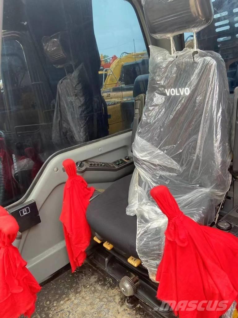 Volvo EC210D Gravemaskiner på larvebånd