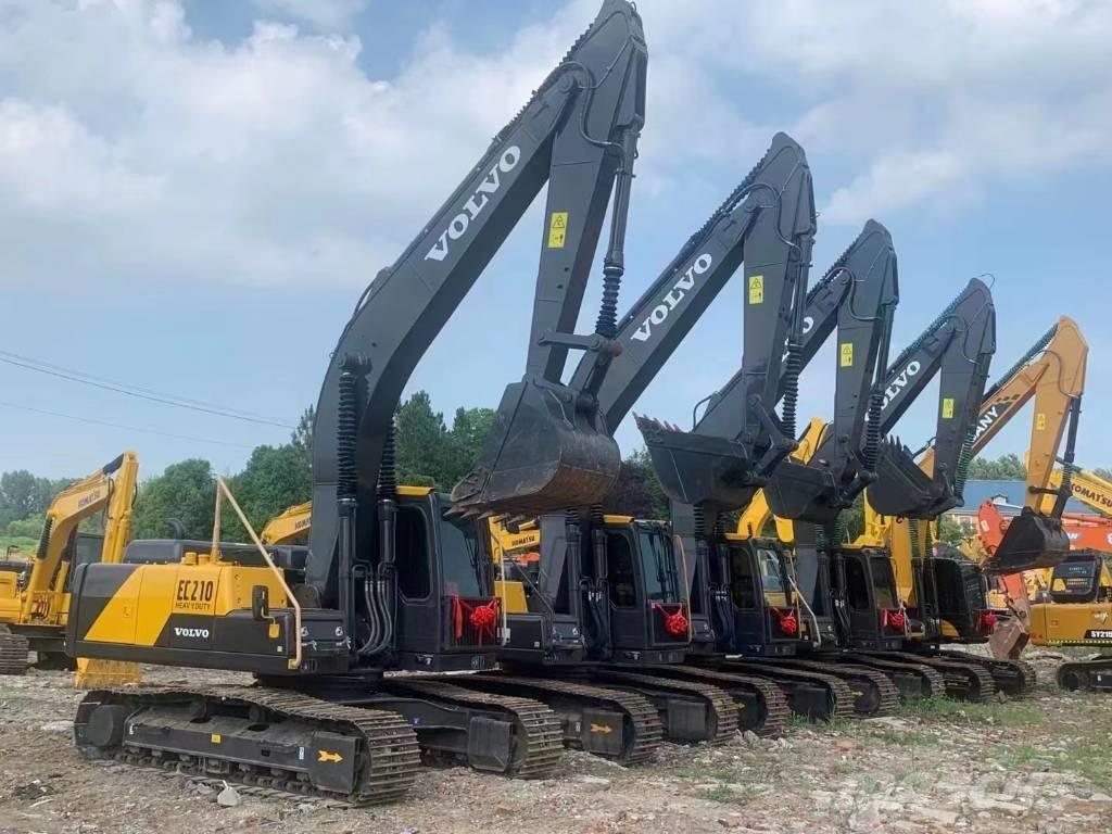 Volvo EC210D Gravemaskiner på larvebånd