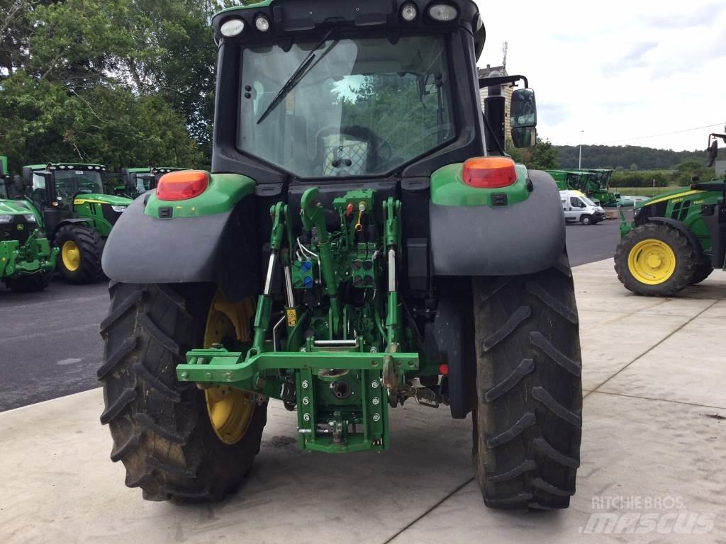 John Deere 6120M Traktorer