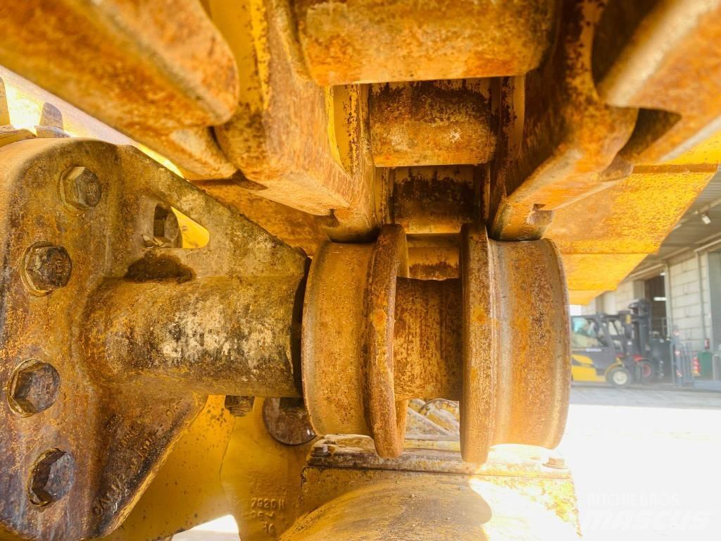 CAT 973 C Larvebåndslæssere