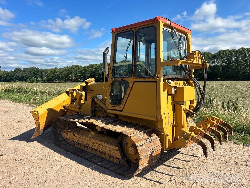 CAT D 4 C Bulldozer på larvebånd
