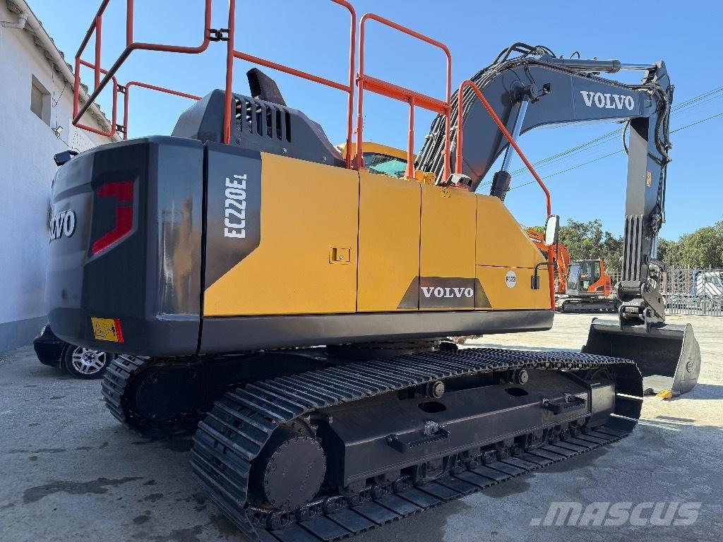 Volvo EC220E Gravemaskiner på larvebånd