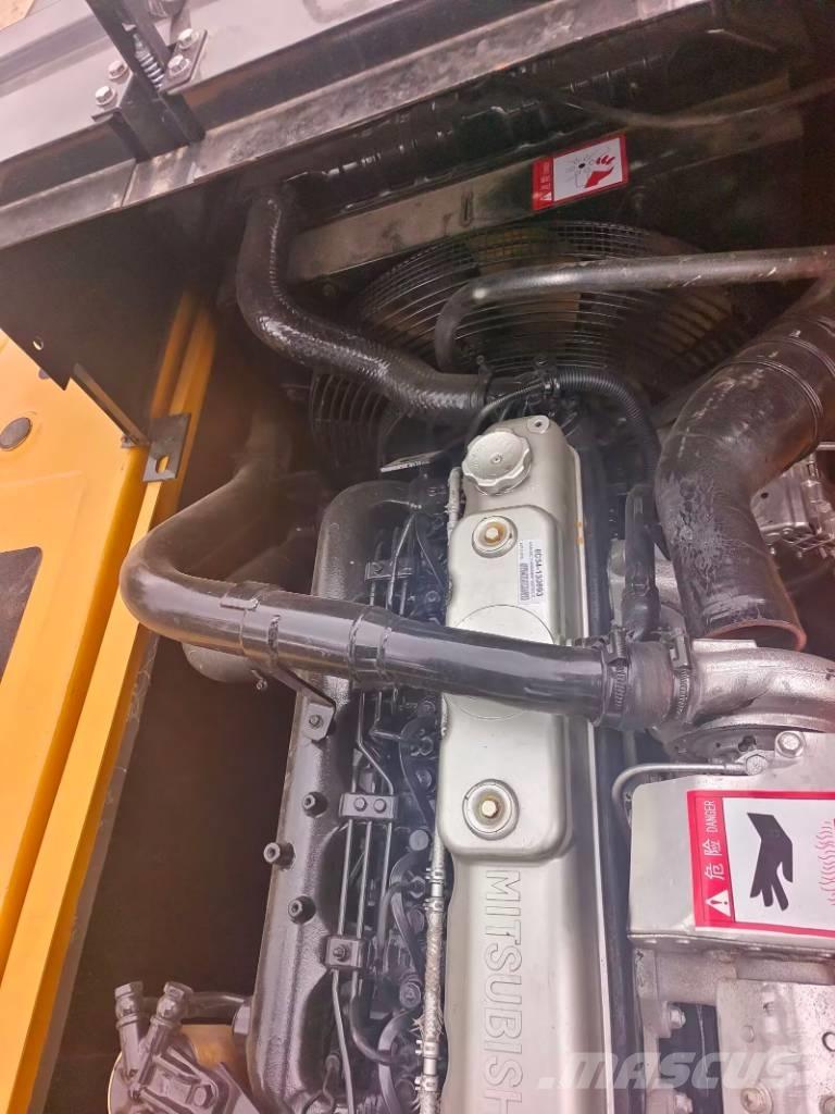 Sany SY 215 H Gravemaskiner på larvebånd