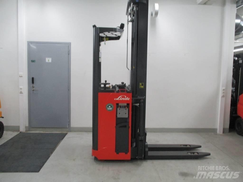 Linde L2000 Selvkørende stablere
