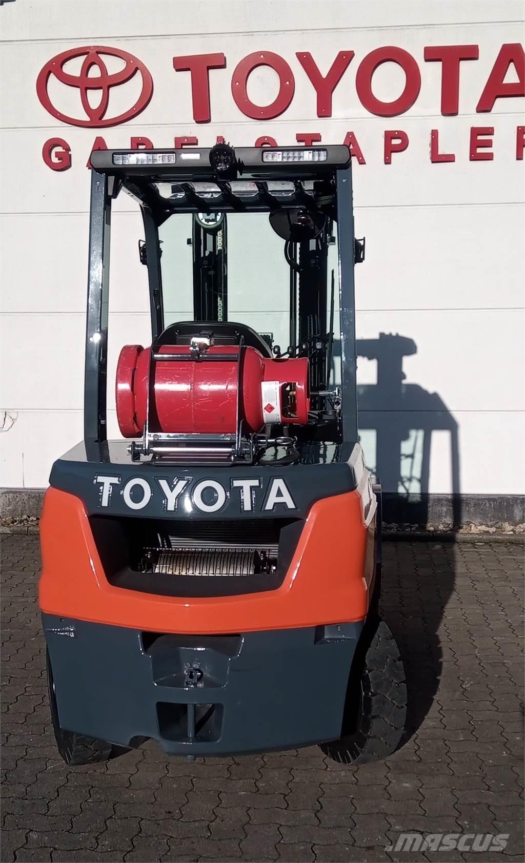 Toyota 02-8FGF30 LPG gaffeltrucks