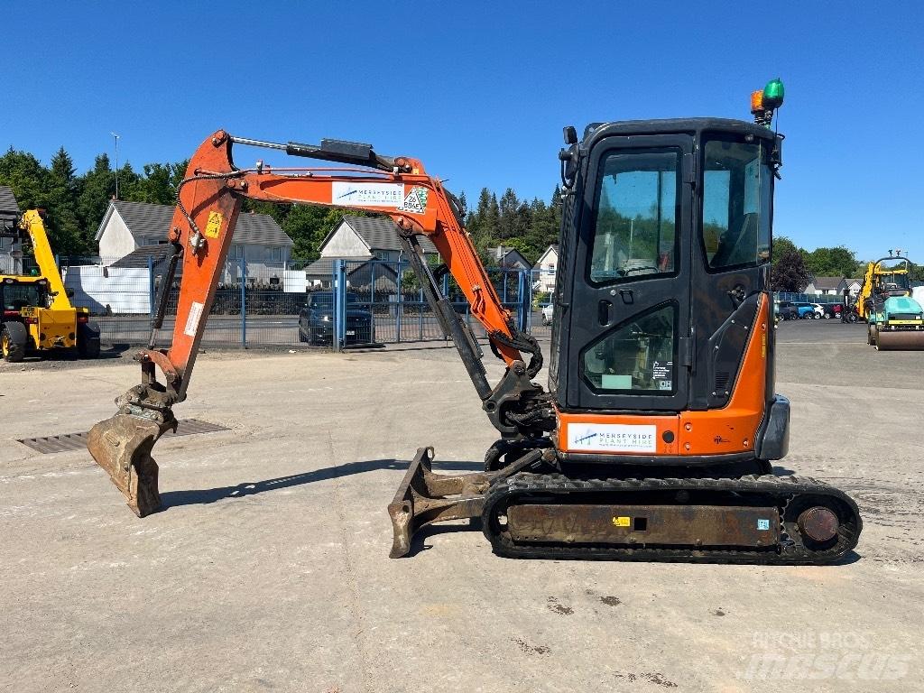 Hitachi ZX33U-6 Minigravemaskiner