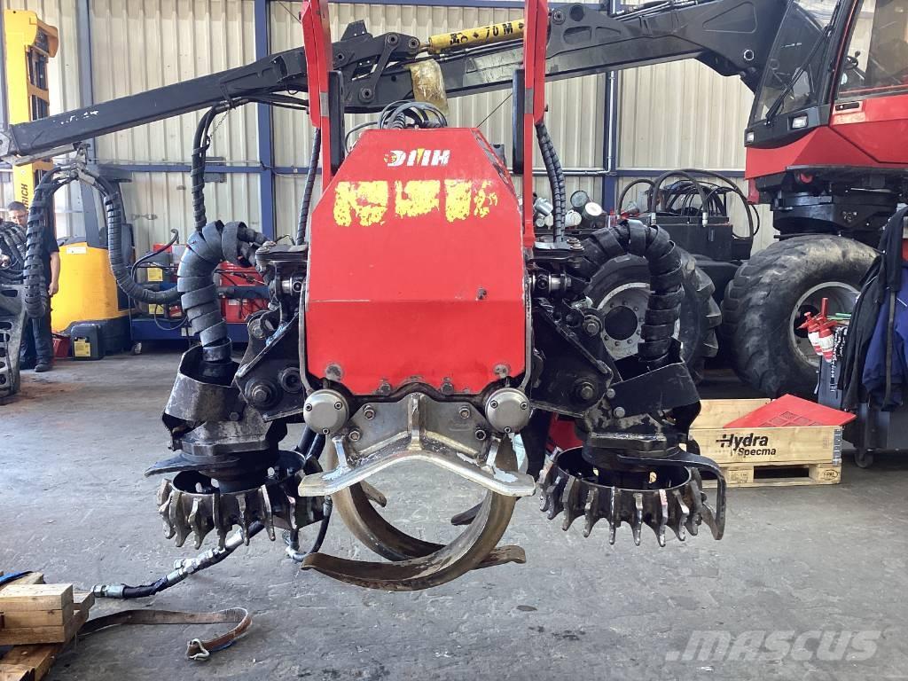 Komatsu C124 Afgreningsmaskine