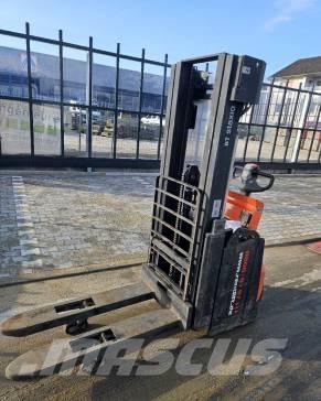Toyota BT SWE 160 L Manuelle stablere