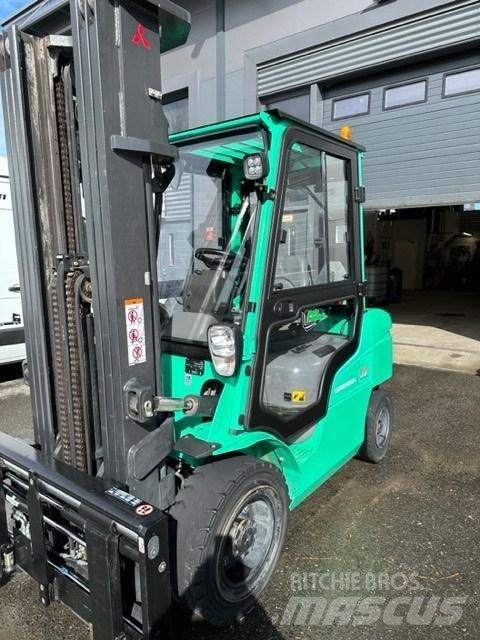 Mitsubishi FD30N Diesel gaffeltrucks