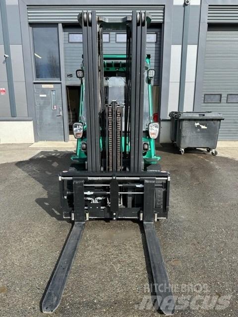 Mitsubishi FD30N Diesel gaffeltrucks