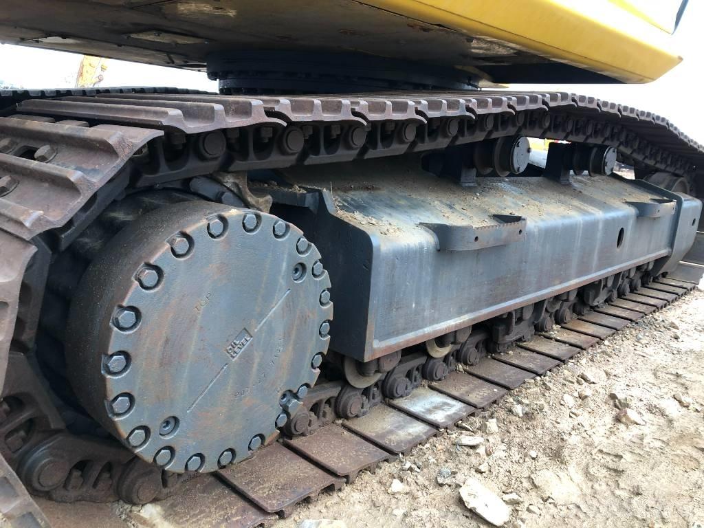 Komatsu 300 -7 Gravemaskiner på larvebånd