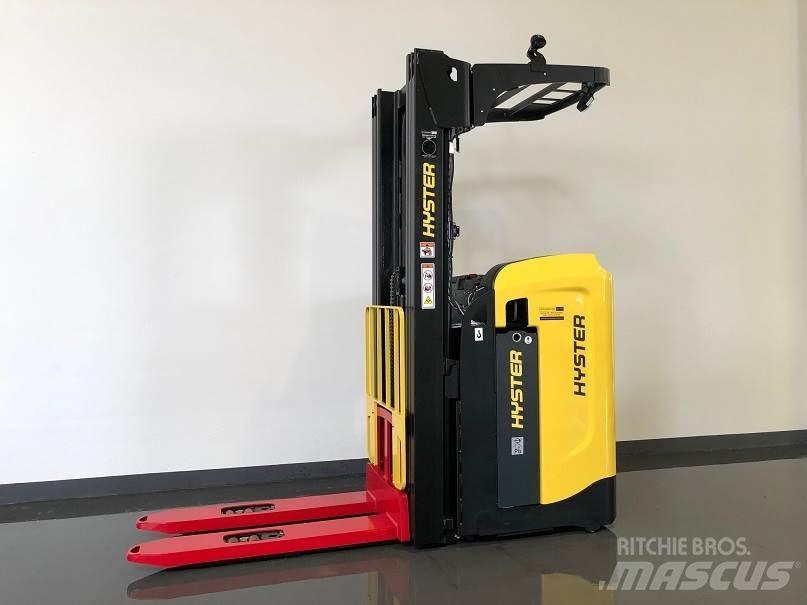 Hyster RS1.6IL Gaffelstabler med gående fører