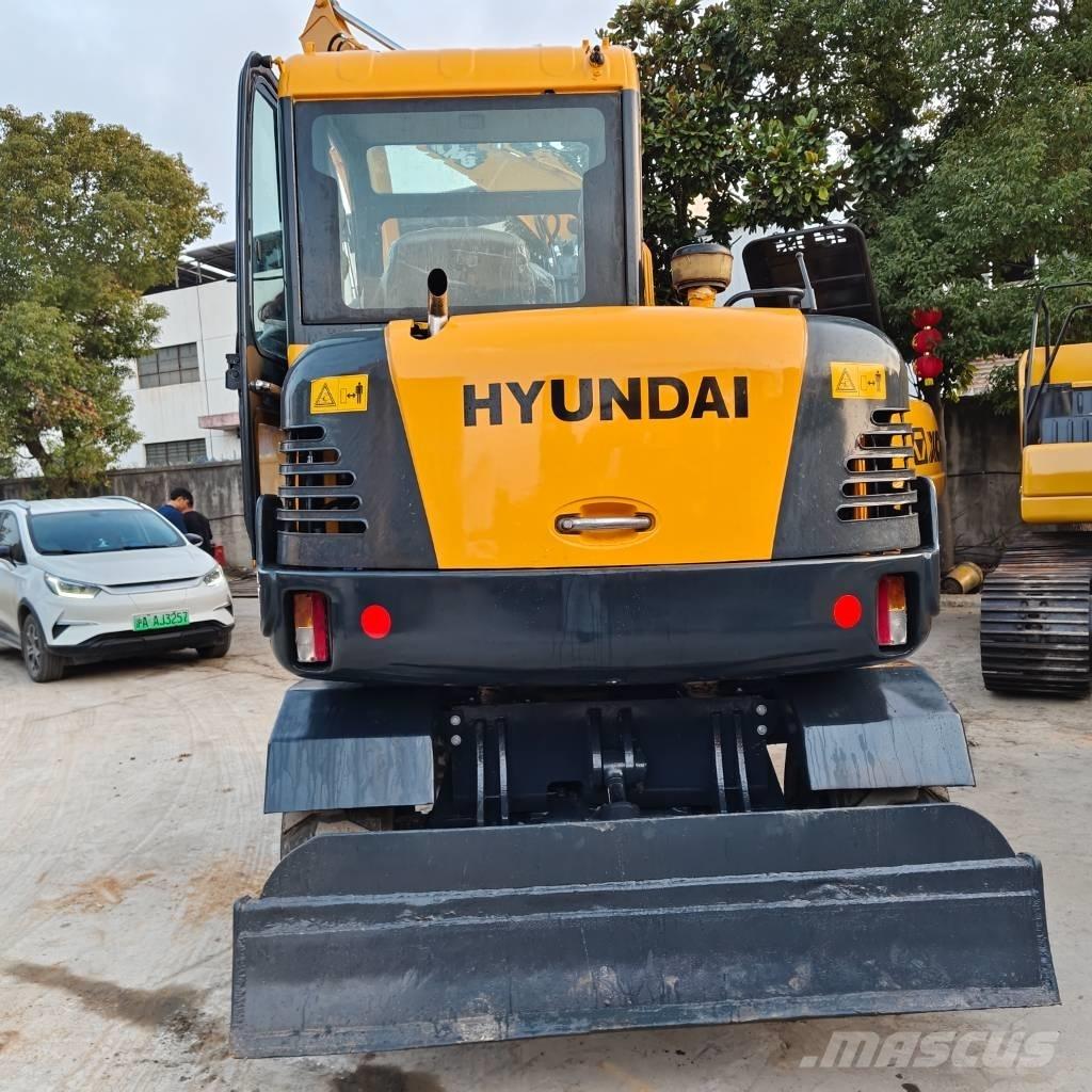 Hyundai 60 W VS Gravemaskiner på hjul
