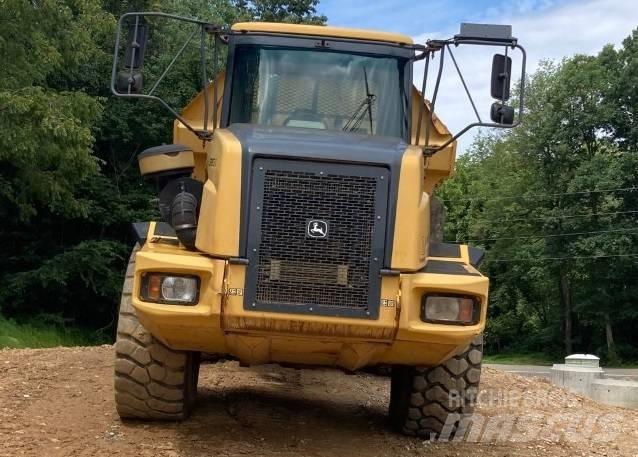 John Deere 300 D Terrængående lastbiler