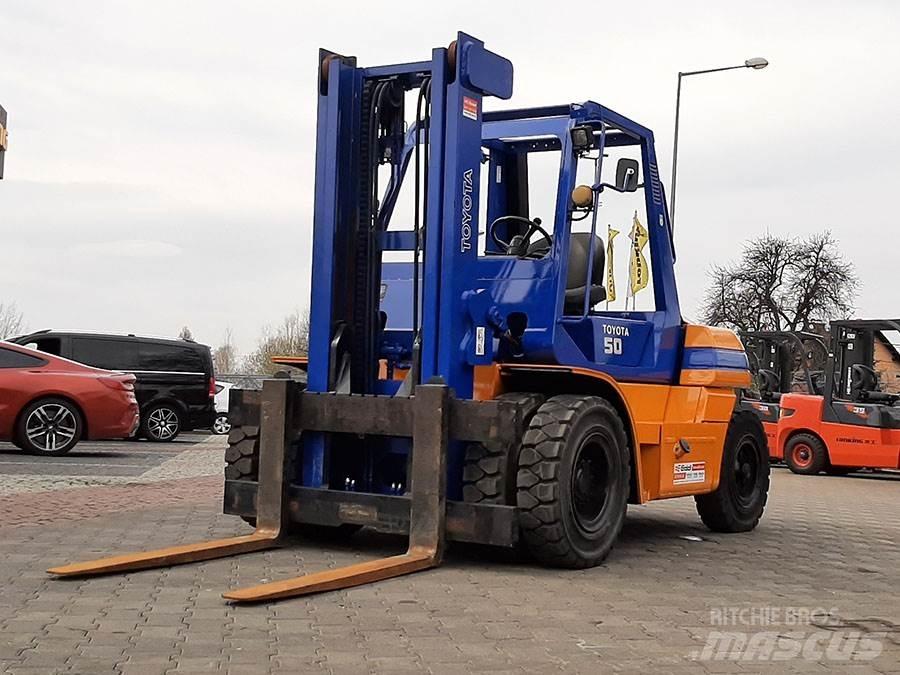 Toyota 5FDF50 Diesel gaffeltrucks