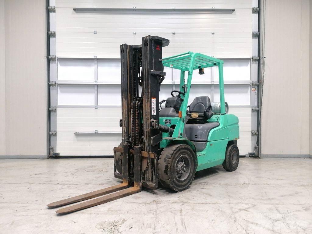 Mitsubishi FG35NT LPG gaffeltrucks