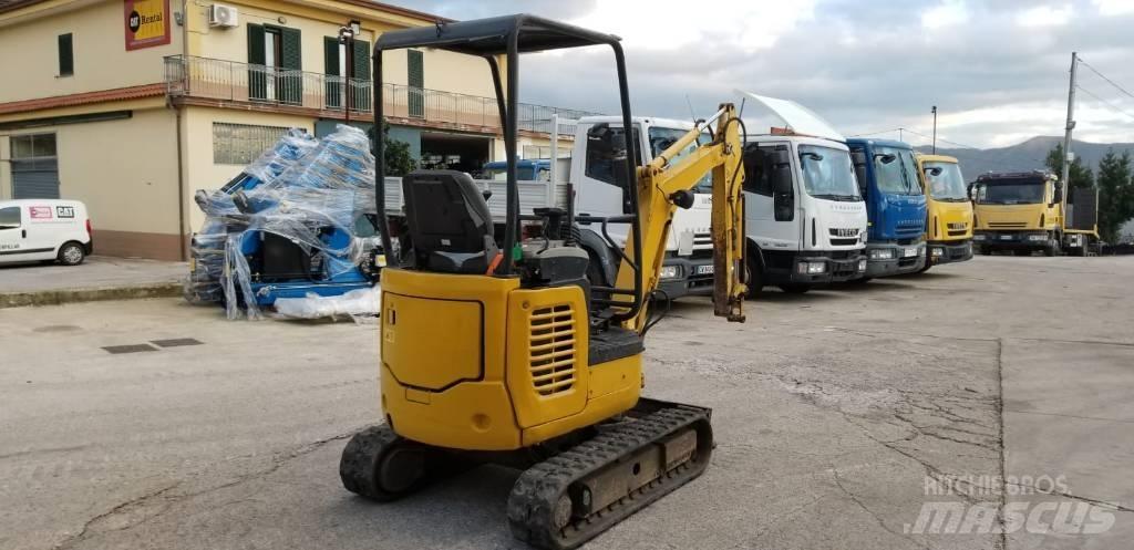 Komatsu PC14R-3HS Minigravemaskiner