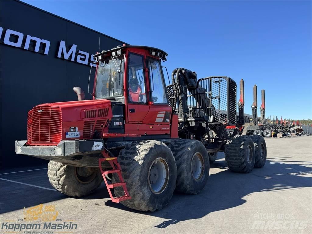 Komatsu 895 Udkørselsmaskiner