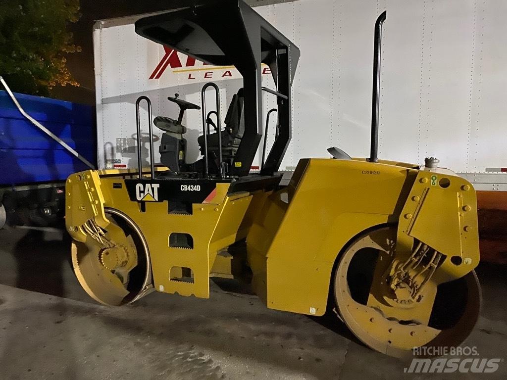 CAT CB 434 D Tvilling tromle