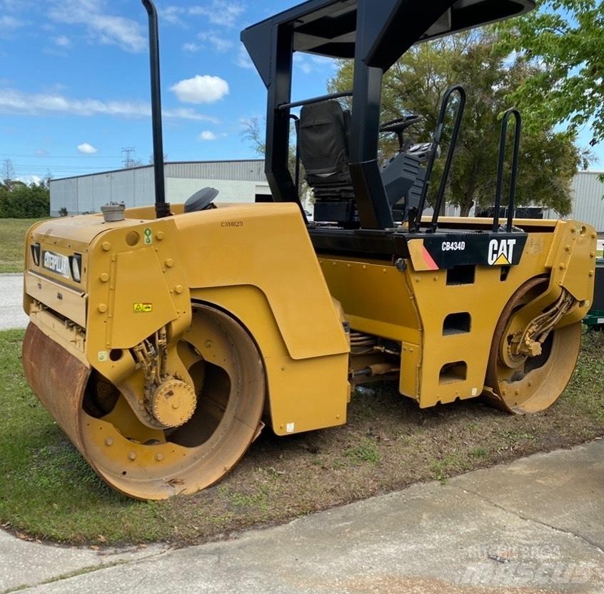 CAT CB 434 D Tvilling tromle