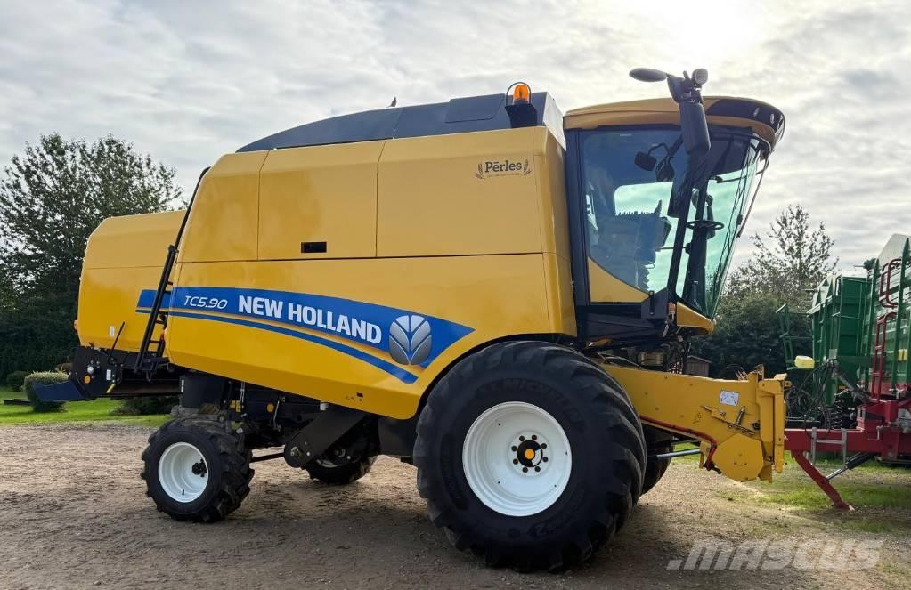 New Holland TC 5.90 Mejetærskere