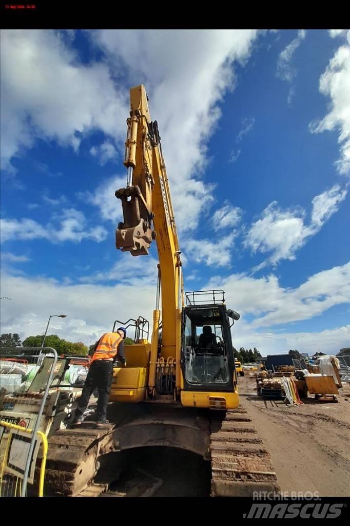 Komatsu PC 210 LC-11 Gravemaskiner på larvebånd