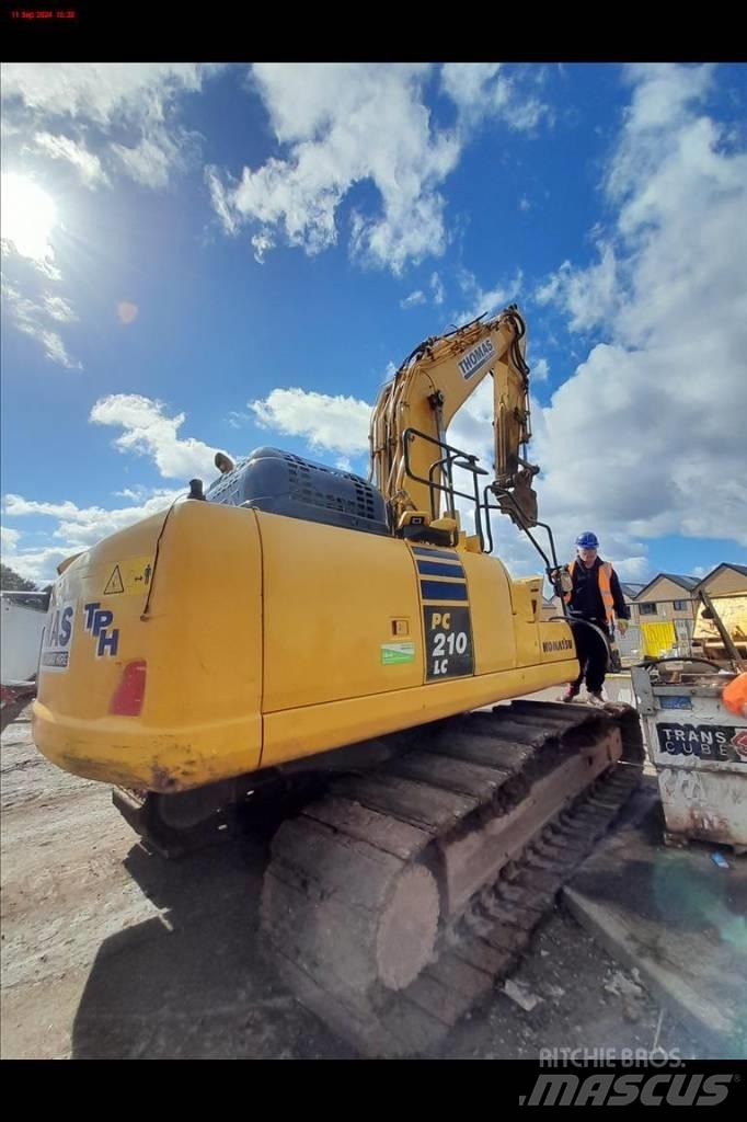 Komatsu PC 210 LC-11 Gravemaskiner på larvebånd
