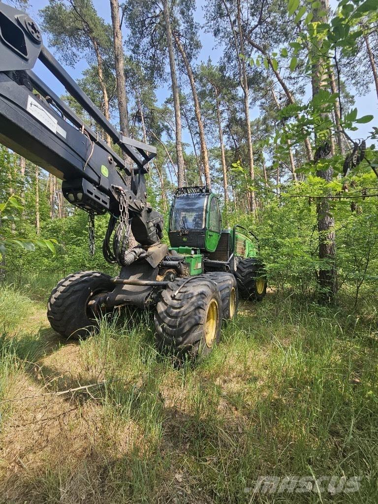 John Deere 1270 E Skovningsmaskiner