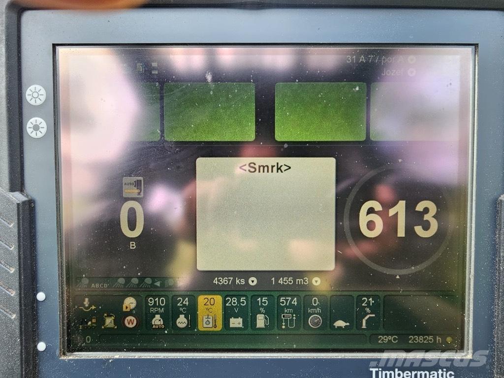 John Deere 1270 E Skovningsmaskiner