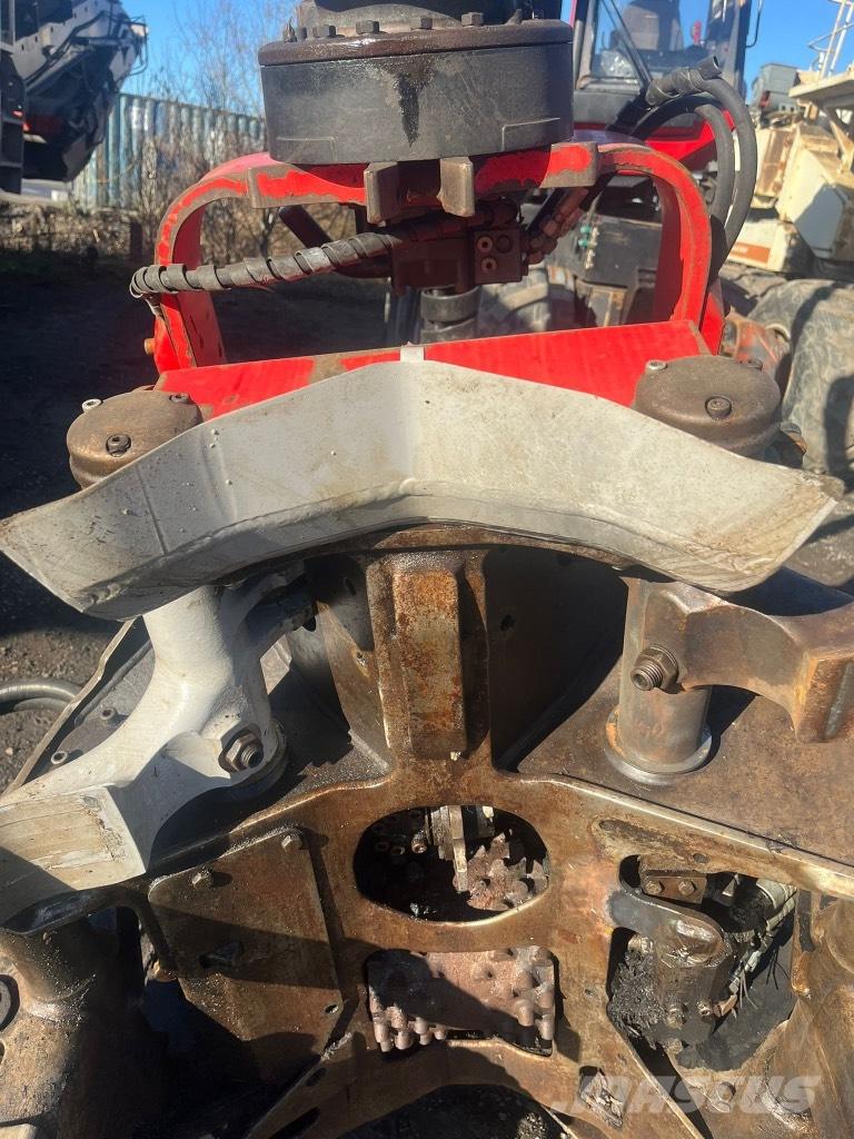 Komatsu 901 TX Skovningsmaskiner