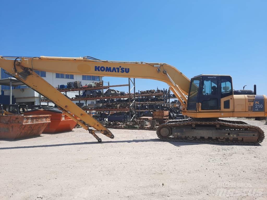 Komatsu PC 210 Gravemaskiner på larvebånd