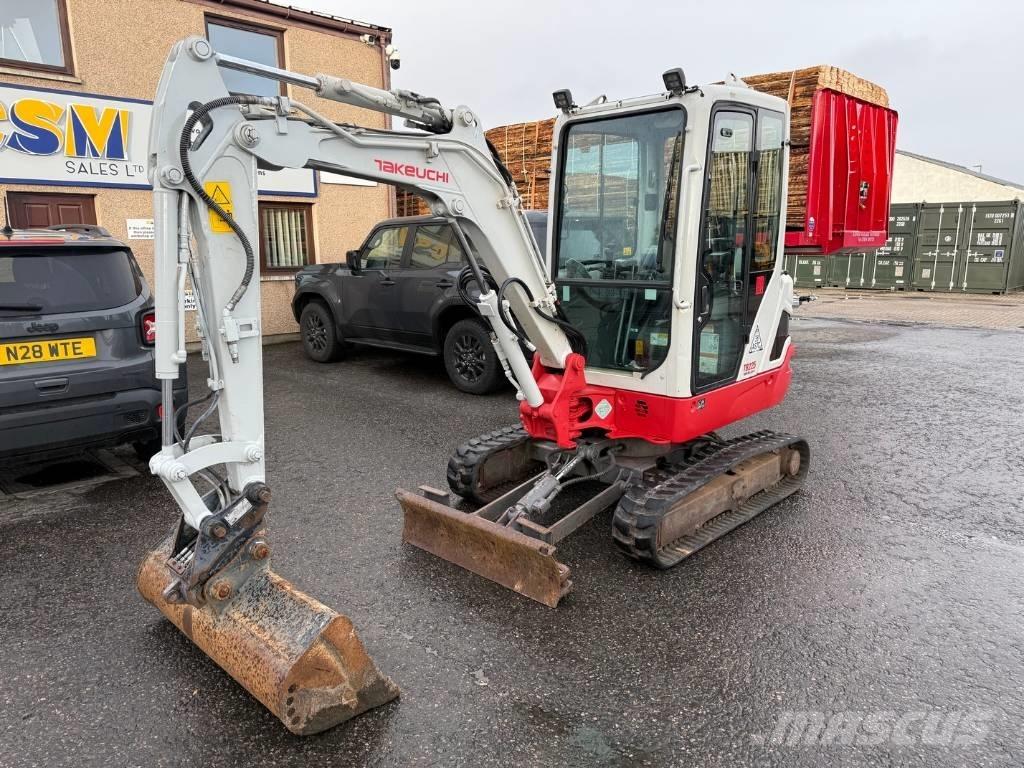 Takeuchi TB 225 Minigravemaskiner