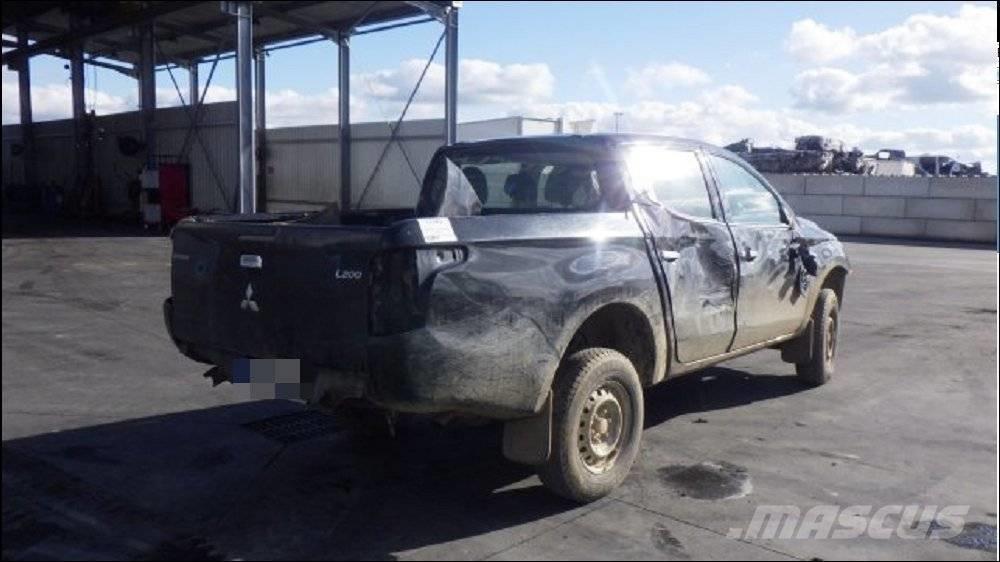Mitsubishi L 200 4 Pickup/Sideaflæsning