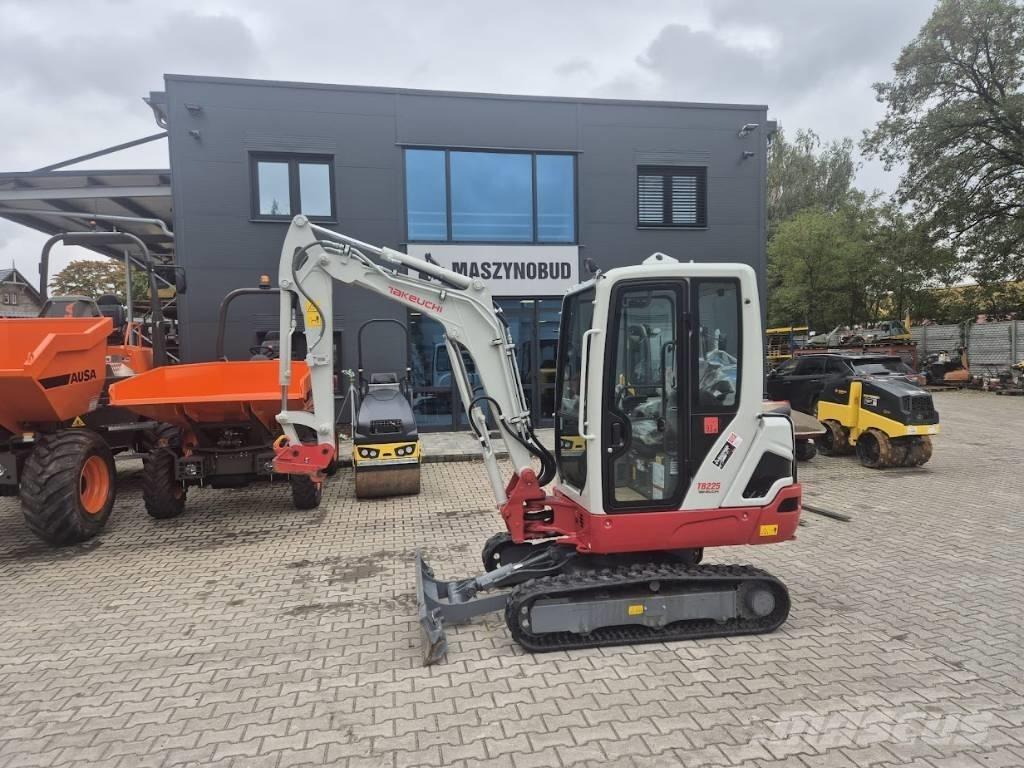 Takeuchi TB225 V0B Minigravemaskiner