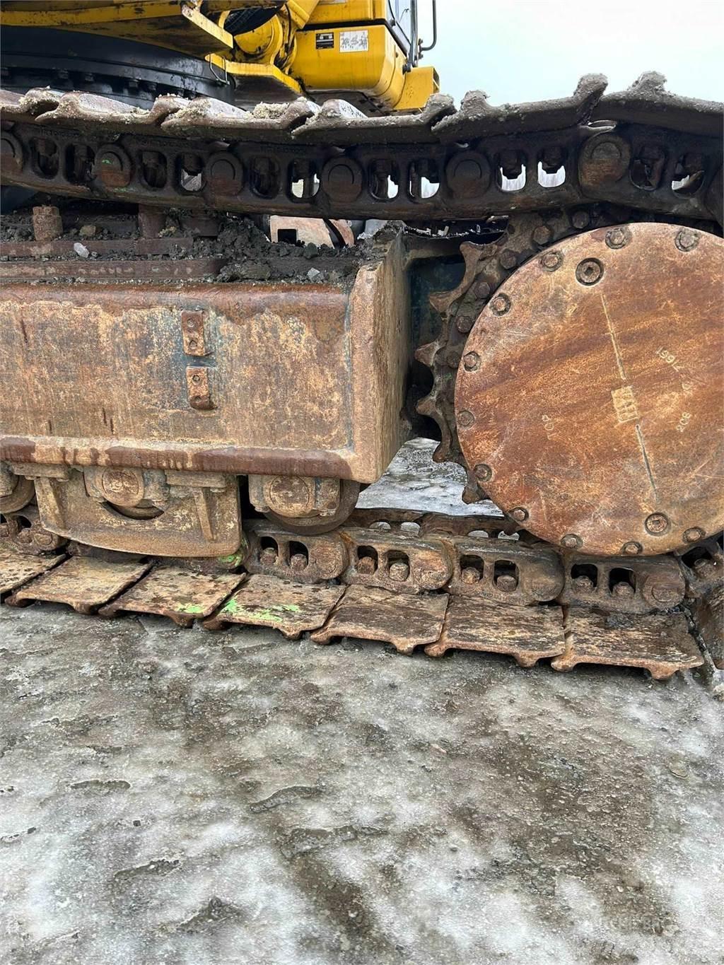 Komatsu PC490LC-11 Gravemaskiner på larvebånd