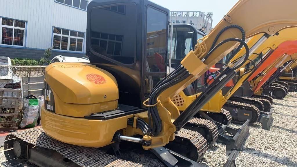 CAT 304 CR Minigravemaskiner