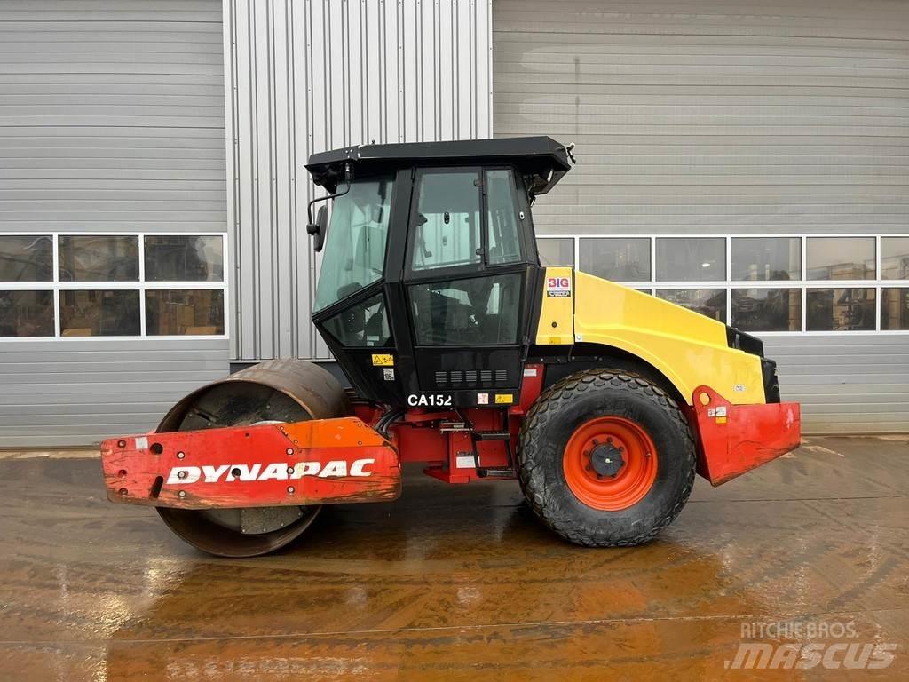 Dynapac CA152D Enkelt tromle
