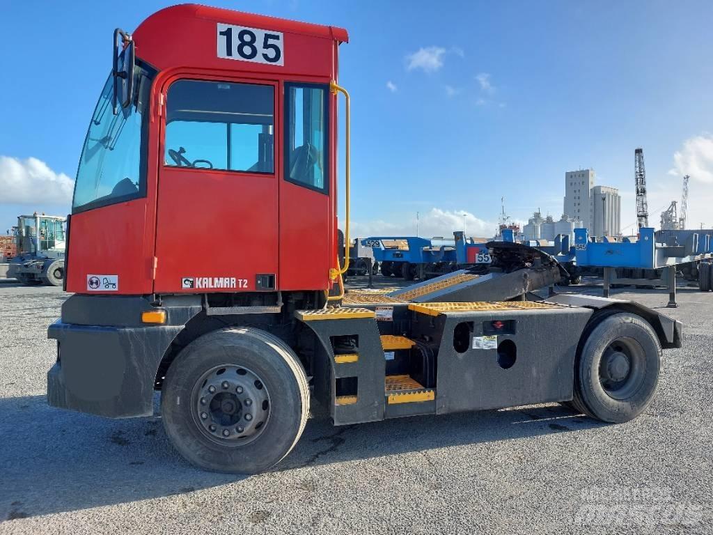 Kalmar T2 Terminaltraktorer