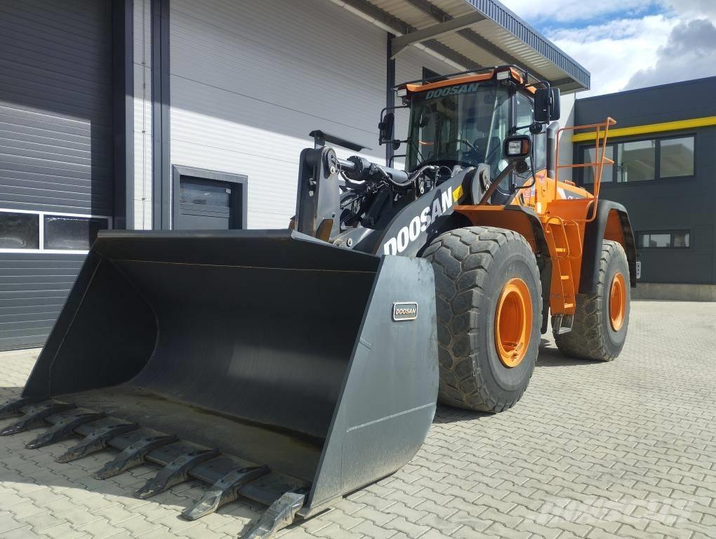 Doosan DL 420-5 Læssemaskiner på hjul