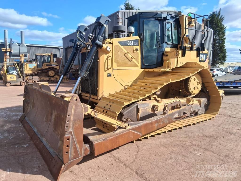 CAT D 6 T LGP Bulldozer på larvebånd