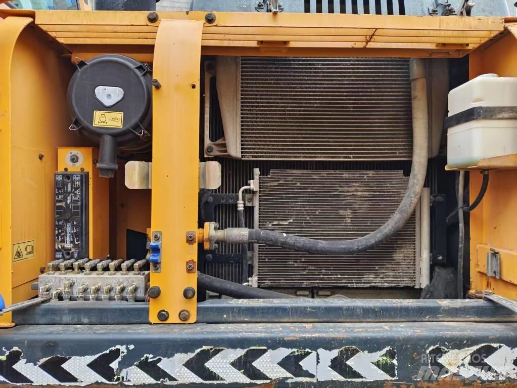 Hyundai R 225LC-9T Gravemaskiner på larvebånd