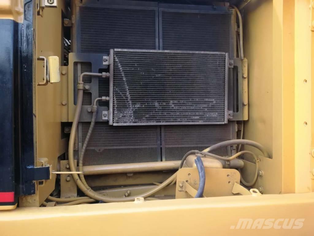 CAT 320C Gravemaskiner på larvebånd