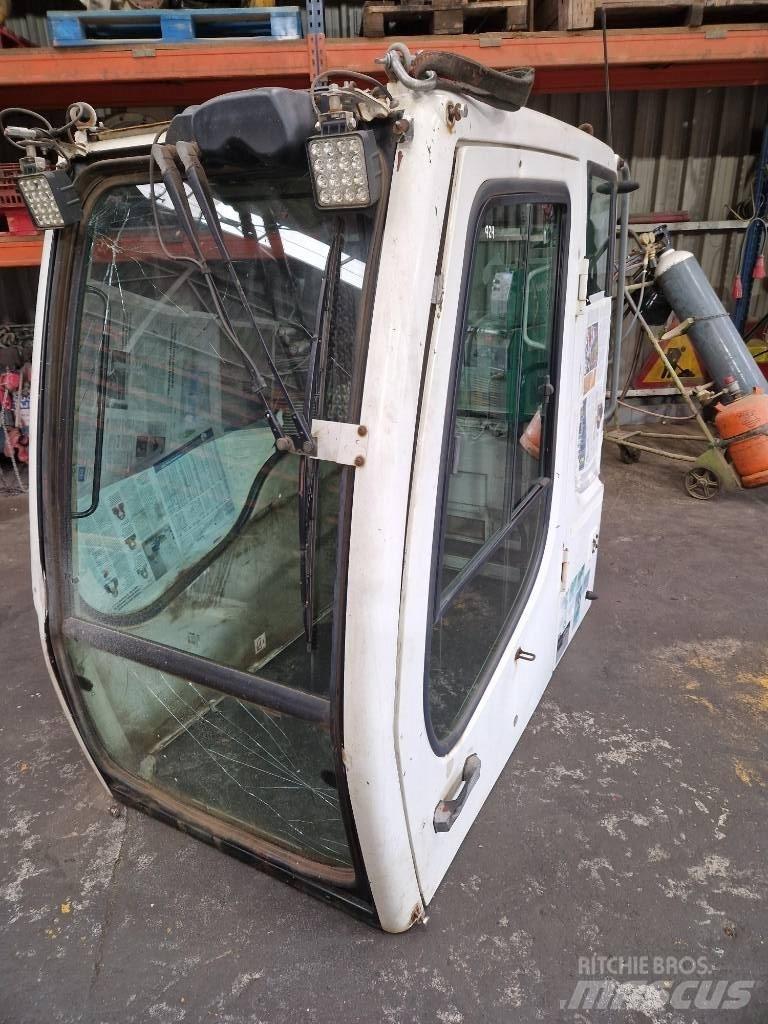 Liebherr A 904 C Kabiner og interiør